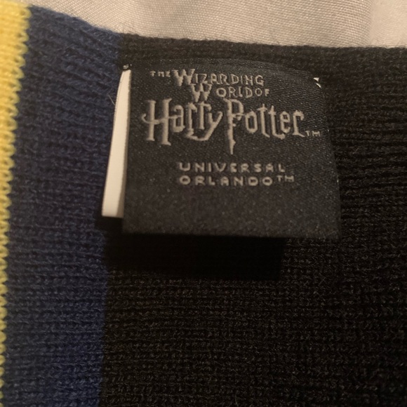 Universal Studios Wizarding World Hogwarts Houses Scarf - Picture 3 of 3